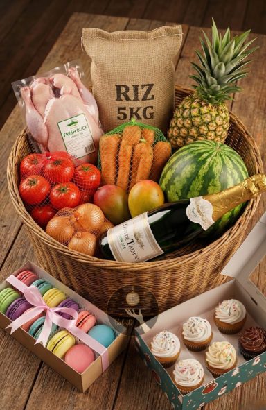 Livraison de paniers gourmands ou courses à domicile.